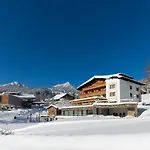 Hotel Burtschahof Bürserberg