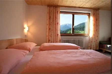 Burtschahof Hotel 3*