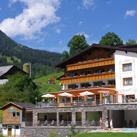 Hotel Burtschahof 3*