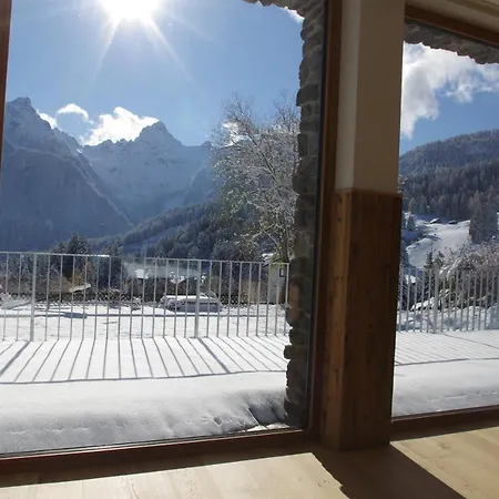 Burtschahof Hotel 3*