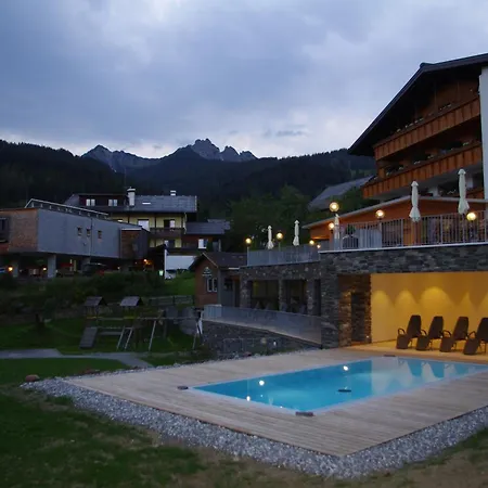 Burtschahof Hotel 3*