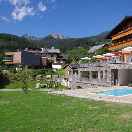 Hotel Burtschahof 3*