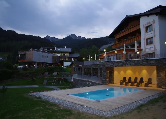 Burtschahof Hotel 3*